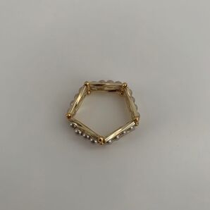 五角形のリング インサイドパール ペンタゴン グレー ビーズステッチ