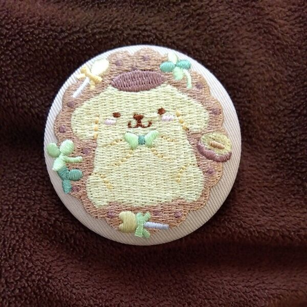 ポムポムプリン 刺繍缶バッジ