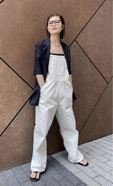 スピックアンドスパン 佐藤栞さん コラボサロペット ホワイト2024 オーバーオール デニム オールインワン
