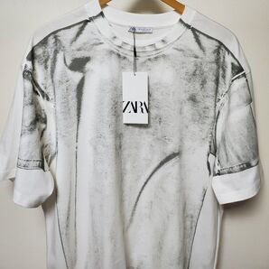 ZARA アブストラクトプリント Tシャツ Mサイズ 2025年