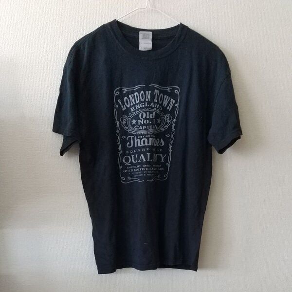 GILDAN Tシャツ 黒色 Mサイズファッション