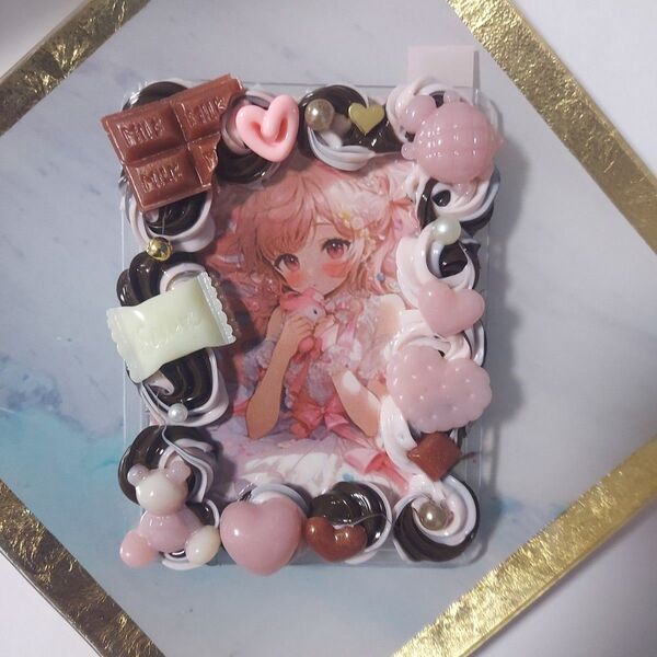 ホイップデコ トレカケース 茶色 ピンク