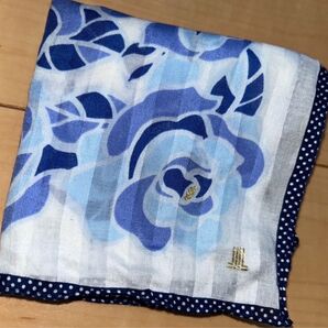 ジルスチュアート jill stuart ハンカチ 大判 花 水色 ラメ バラ 青 綿 グリッター ラメ キラキラ ブランド