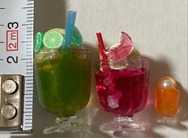 ハンドメイドレジンミニチュアクリームソーダ