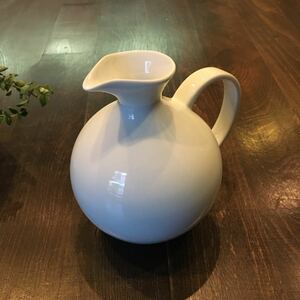  Arita . Nakamura Kiyoshi . work white porcelain water note * Goryeo . Kiyoshi six kiln pitcher .. one-side . natural . retro manner . manner . Shonan style serving tray .... tradition industrial arts peace .