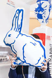 大白兔　大白兎　WHITE RABBIT　兔型　抱き枕/クッション　ウサギ　うさぎ