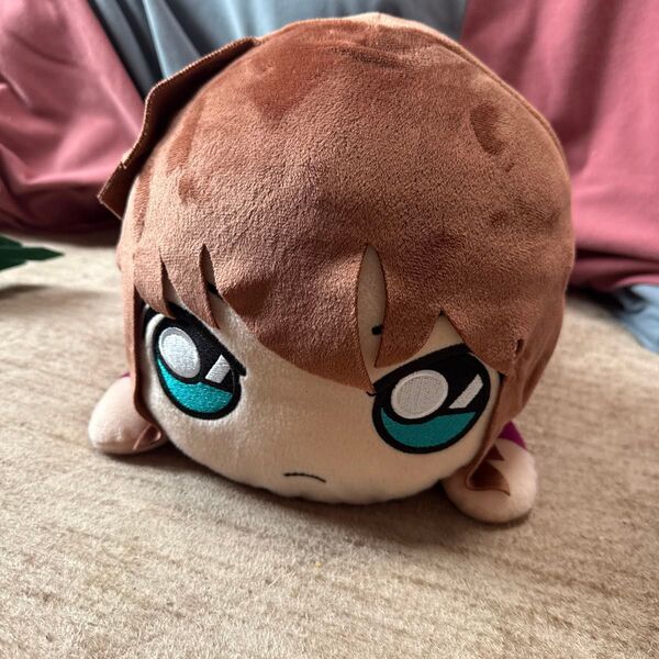 名探偵コナン灰原哀 寝そべり ぬいぐるみ