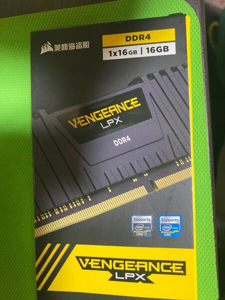 メモリー DDR4 16gb corsair