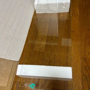 飾り棚用安全ガラス、T4W250L780特注品になります 新品4枚です