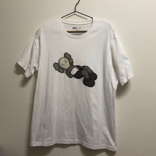 ユニクロ UNIQLO カウズ 白 Tシャツ XL