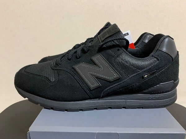 新品未使用 ニューバランス CM996XU2