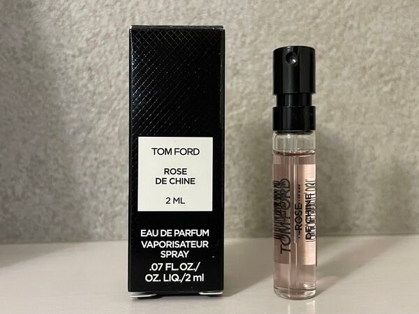TOMFORD ROSE DE CHINE ローズドシーヌ パルファムスプレィ
