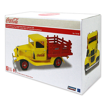 COKE　1934 Ford Delivery Truck　プラスチックモデルキット　1/24_画像1