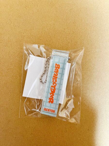 boynextdoor ジェヒョン ガチャ アクリルキーリング 新品未開封