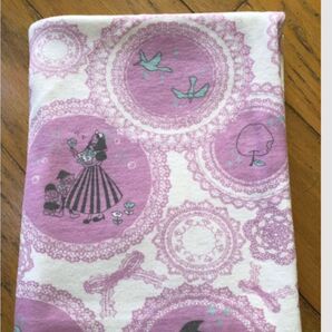 COCO me're 白雪姫スムースニット新品