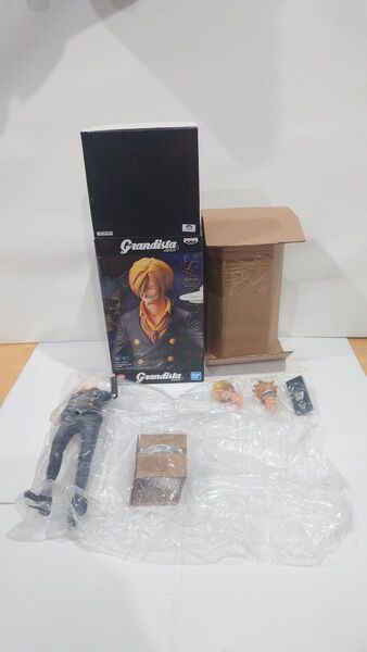 ワンピース フィギュア グランディスタネロ サンジ海外限定品、海外正規版 新品未使用 中のビニールは未開封