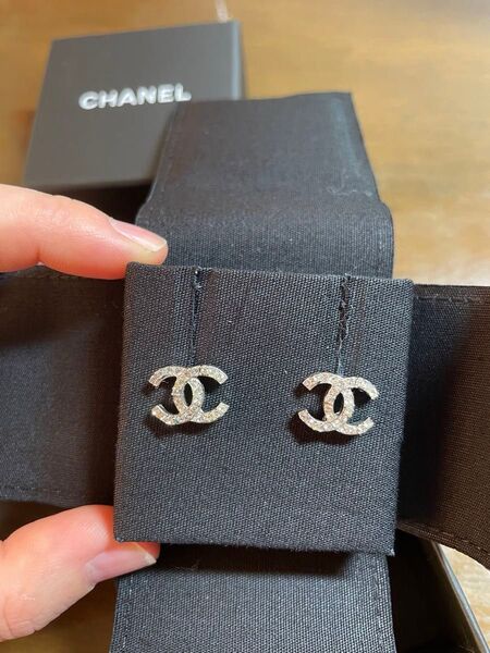CHANEL ピアス