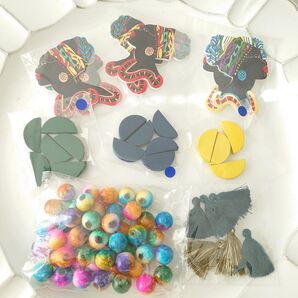 ハンドメイドアクセサリー作りに タッセル パーツ まとめ売り