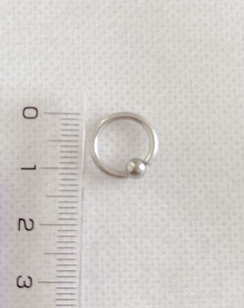 14 G ボディピアス 片耳