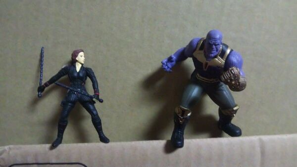 アベンジャーズ フィギュア
