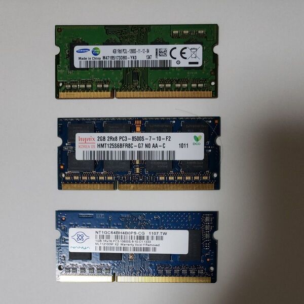 PC3 4GB 2GB 1GB メモリー