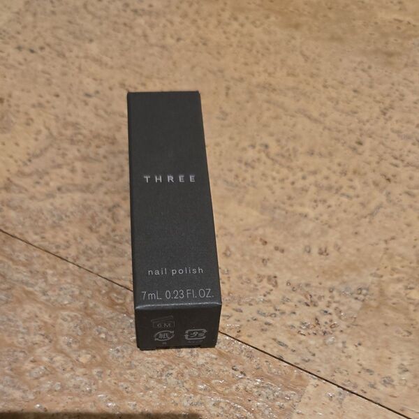 【未使用】THREE ネイルポリッシュ (112 ROOT CONNECTION) 7mL