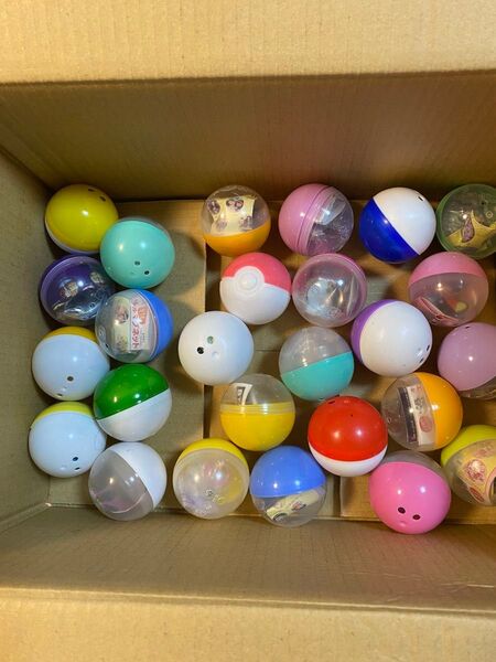 くら寿司景品 びっくらぽん 26個 未使用未開封品 カプセルトイ 中に何が入っているか分かりません。