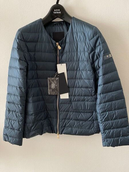 TATRAS ノコ ノーカラージャケット型ダウン