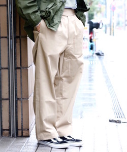 新品 BRITISH KHAKI 定価1万7600円 日本製 ツータック グルカ パンツ　GURKA PANTS　34　　管理番号NST