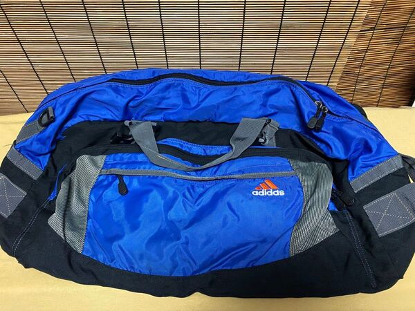 adidas ダッフルバッグ 青