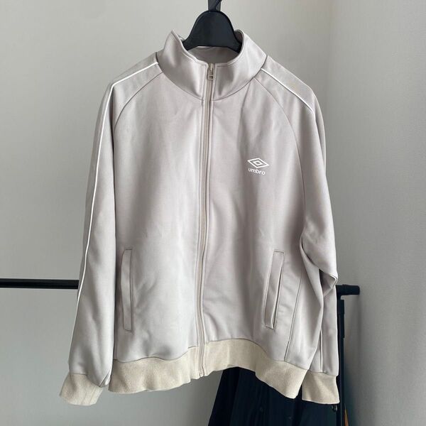 アンブロ ジャージ 古着 ベージュ