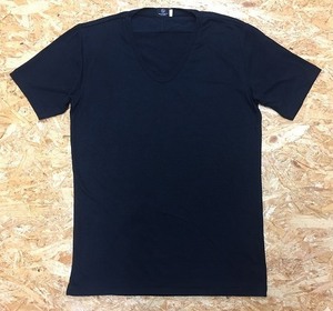 UNITED ARROWS BEAUTY&amp;YOUTH アローズ Mサイズ レディース（メンズ？） Tシャツ 若干薄手 インナーカットソー 無地 Uネック 半袖 黒