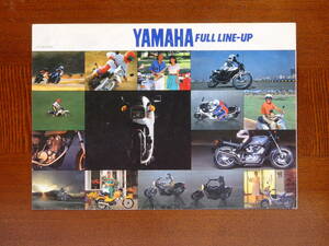 YAMAHAオ－トバイ　FULL　LINE-UP。59台掲載カタログ。1982年発行。スタンプ無し。2回折り4面　A4紙。状態はシミ、変色無し、綺麗です。　