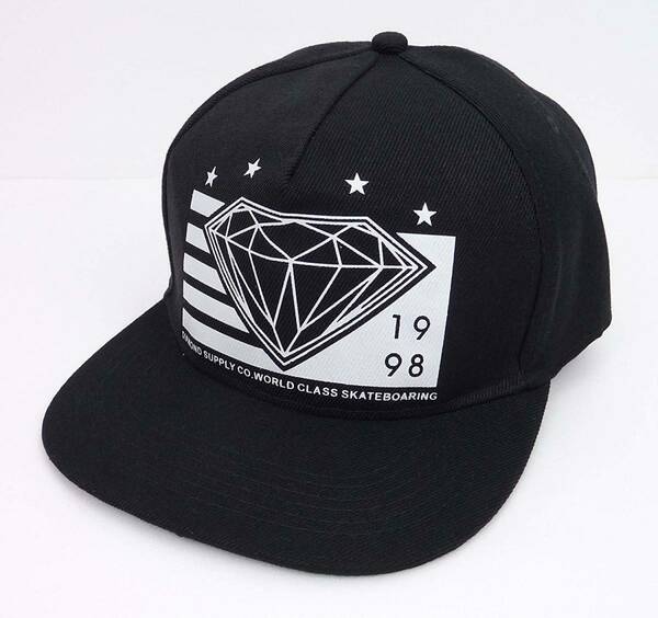 Diamond supply Co. ダイアモンド サプライ 1998 ロゴ スナップバックキャップ（ブラック/ホワイトロゴ）【並行輸入品】