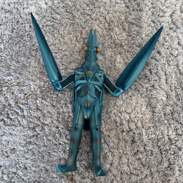 バンダイ ウルトラマン フィギュア バルタン星人 レトロ 90年代