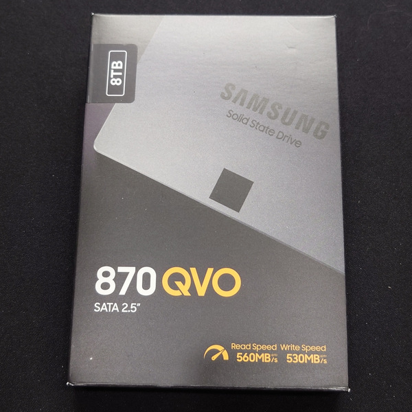 【未開封】SAMSUNG サムスン 870 QVO 8TB MZ-77Q8T0B/IT 2.5インチ内蔵SSD