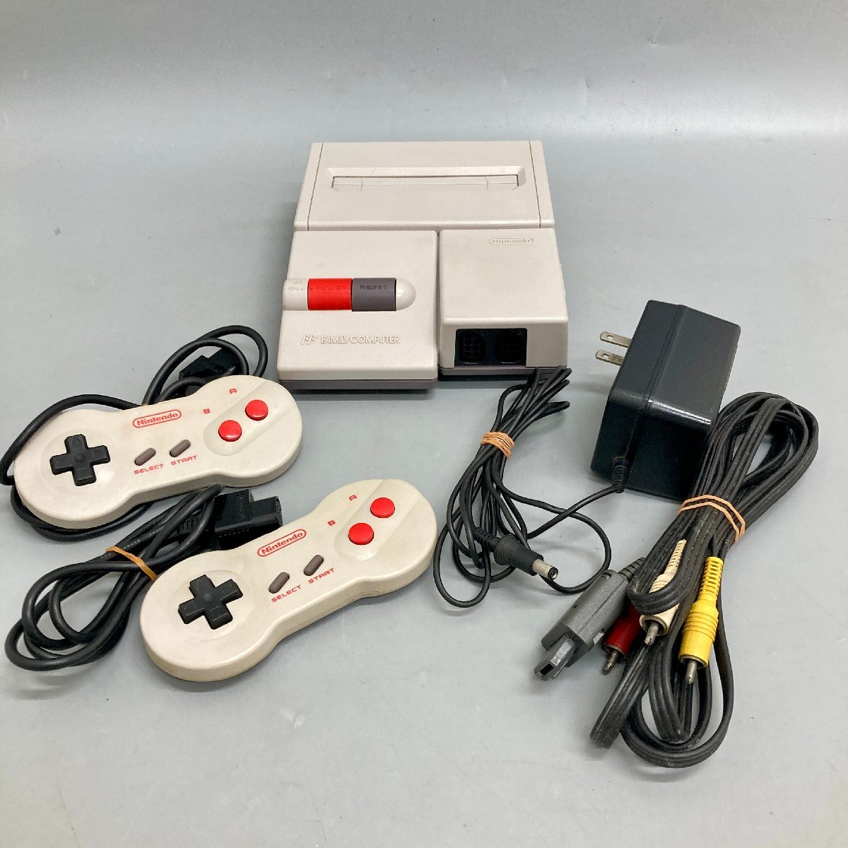 Yahoo!オークション -「ニューファミコン アダプター」(テレビ Yahoo!オークション -「ニューファミコン アダプター」(テレビ