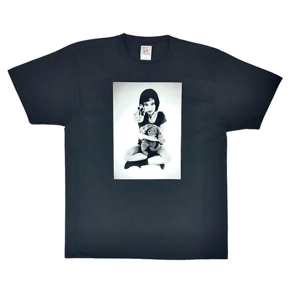 新品 LEON レオン マチルダ ロリータ 映画 ヒロイン ナタリーポートマン ピストル 拳銃 ウサギ ぬいぐるみ Tシャツ オーバーサイズ XL(LL)