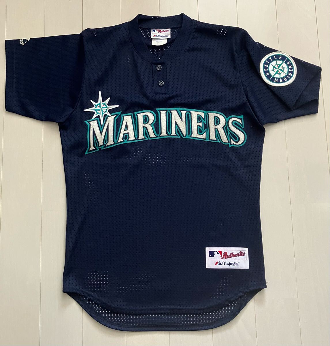 マジェスティック シアトルマリナーズ ユニフォーム 濃紺 USA製 メッシュ Amazon | Majestic(マジェスティック) シアトル・マリナーズ