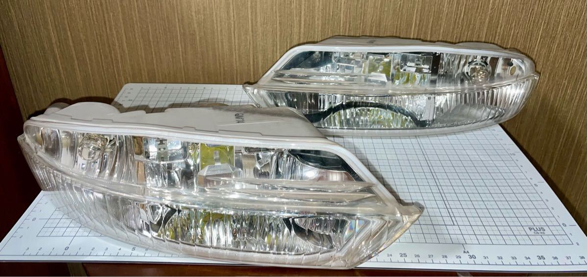 トヨタ 30セルシオ後期 純正フォグランプ ライト