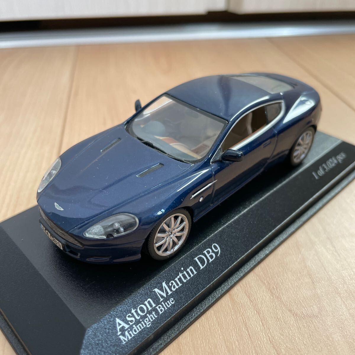 Yahoo!オークション -「db9」(ミニチャンプス) (自動車)の落札