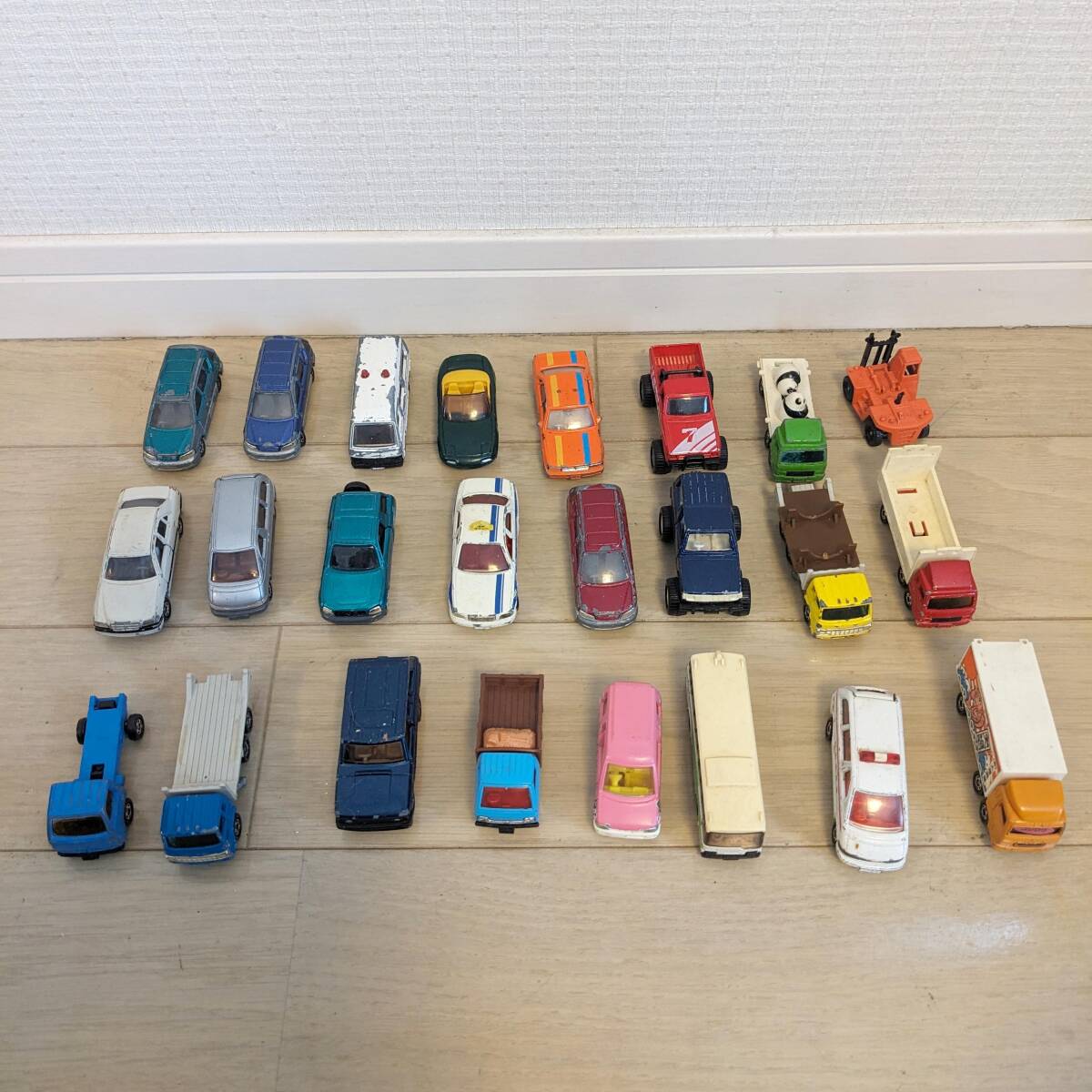 Yahoo!オークション -「救急車 ミニカー」(ビンテージ) の落札