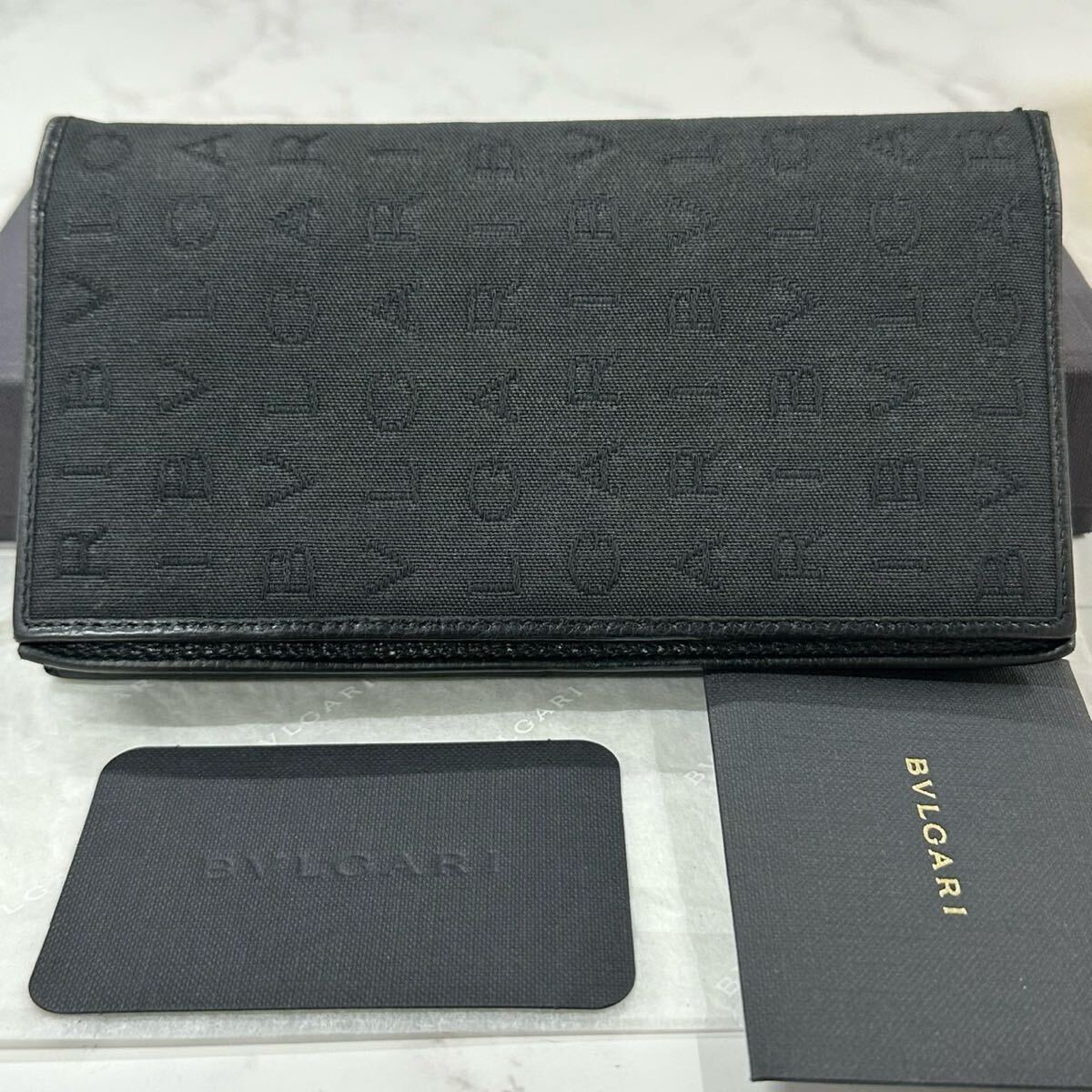 Yahoo!オークション -「ブルガリ ロゴマニア 財布」の落札相場 Yahoo!オークション -「ブルガリ ロゴマニア 財布」の落札相場