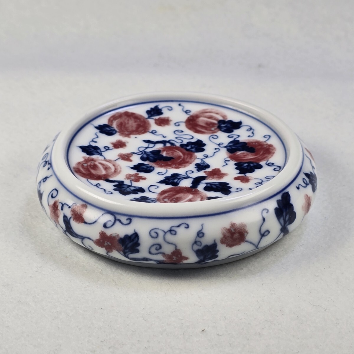 青花釉里紅魚紋盤 景徳鎮 陶磁器 装飾品 現代工芸品 置物 - メルカリ