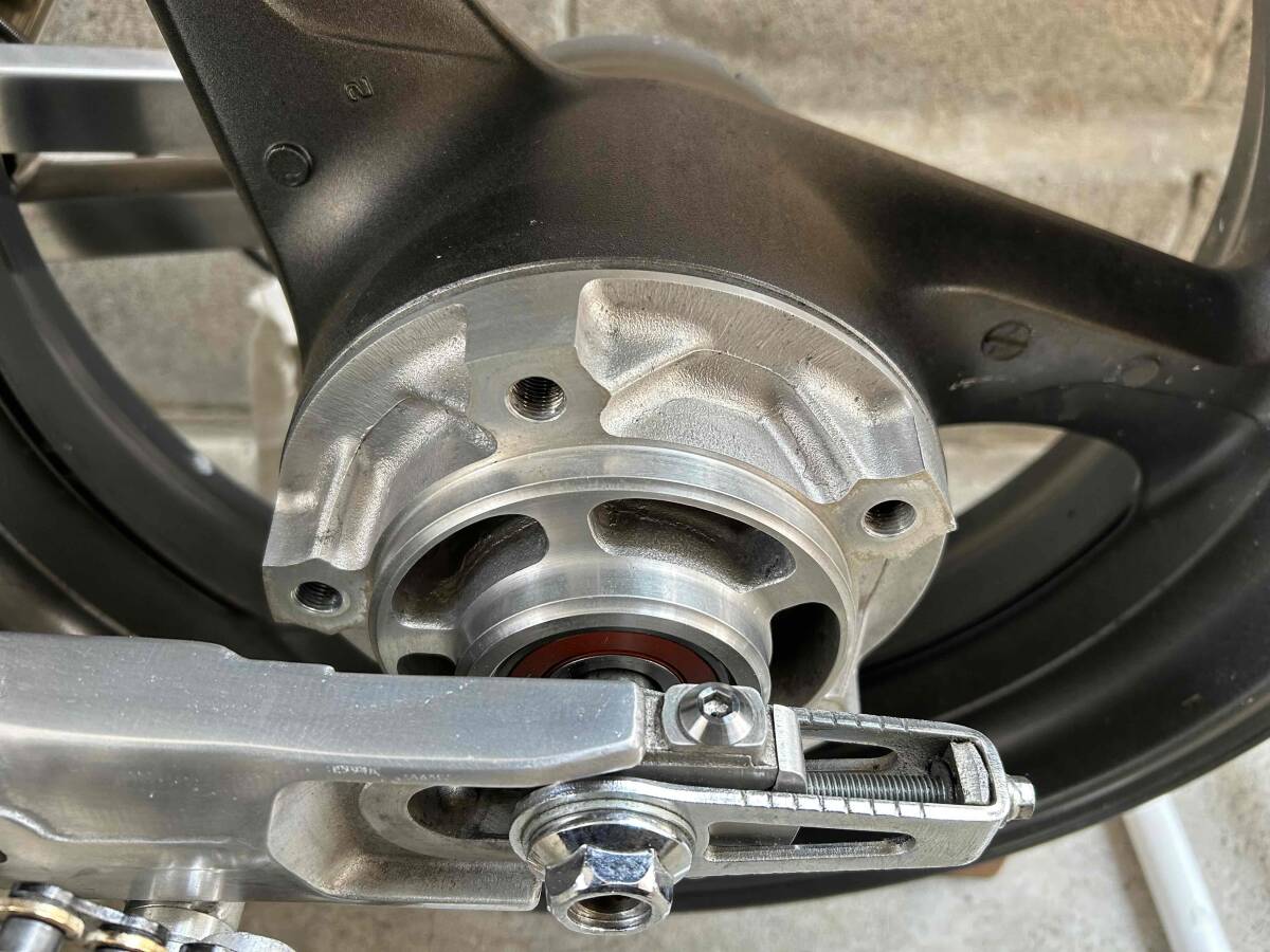 Yahoo!オークション -「vf1000 ホイール」の落札相場・落札価格 Yahoo!オークション -「vf1000 ホイール」の落札相場・落札価格