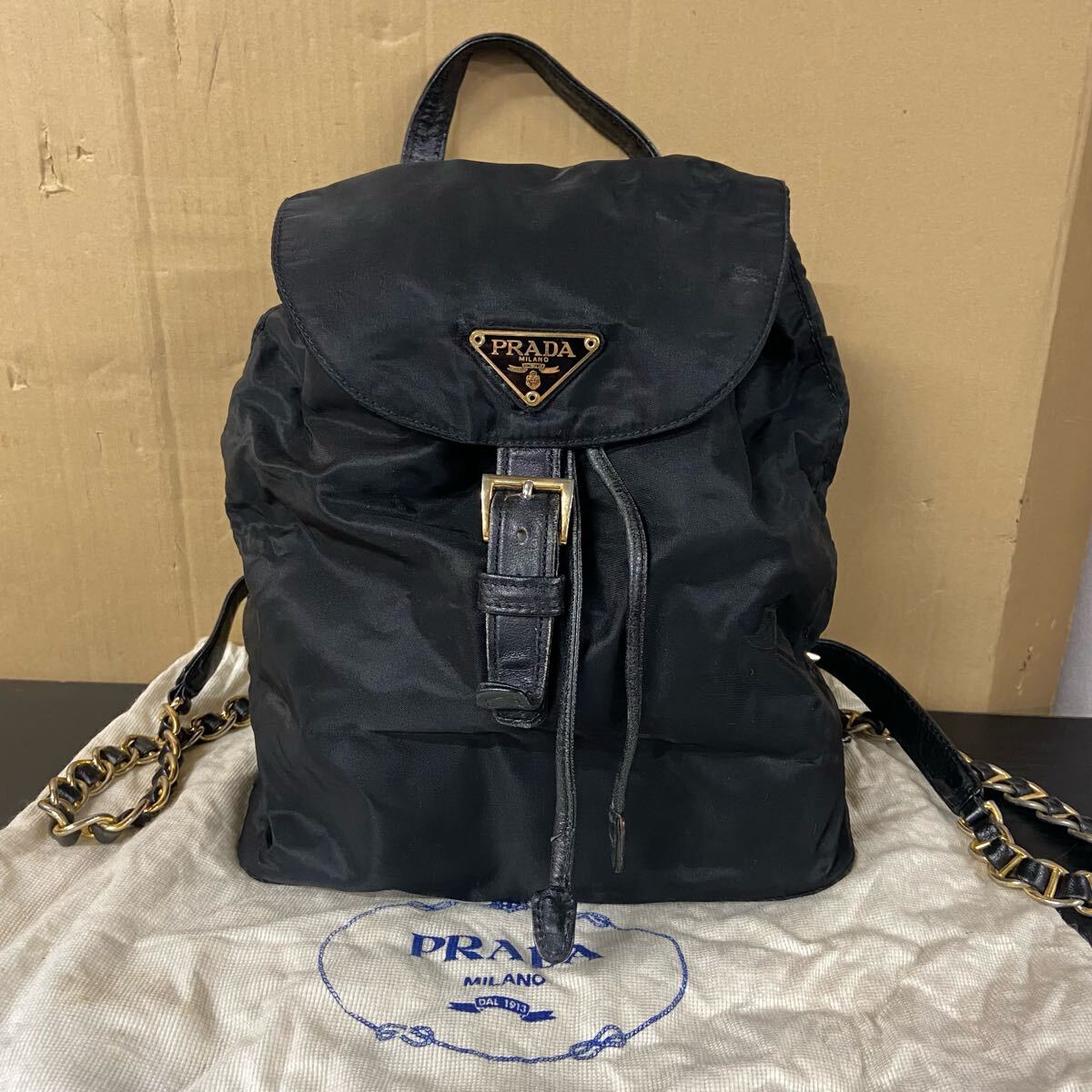 Yahoo!オークション -「prada リュック チェーン」の落札相場 Yahoo!オークション -「prada リュック チェーン」の落札相場