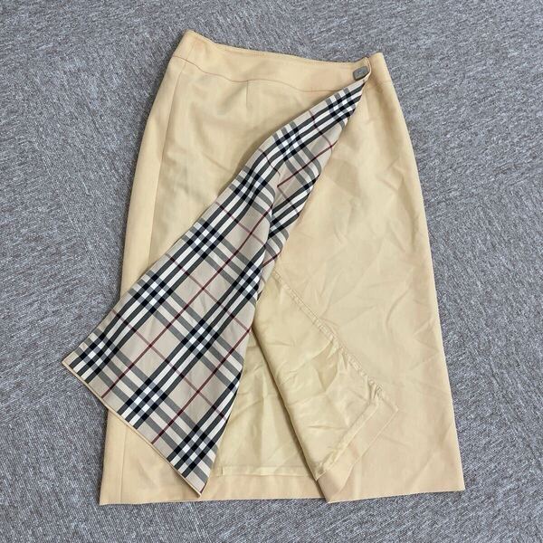 【134】BURBERRY バーバリーロンドン 巻きスカート ラップスカート 裏地 ノバチェック サイズ42 Lサイズ ベージュ スカート
