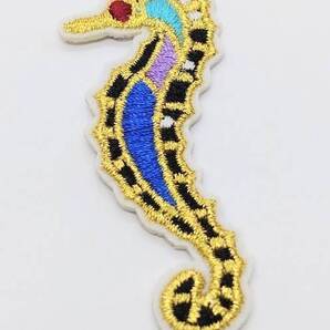 送料無料 タツノオトシゴ 海毛の仲間たち アイロン のりつき 刺繍 ワッペン アップリケ アメリカン雑貨 スマアク