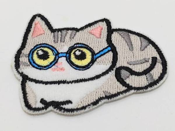 送料無料 猫 ねこ ネコ めがね アイロン のりつき 刺繍 ワッペン アップリケ アメリカン雑貨 スマアク