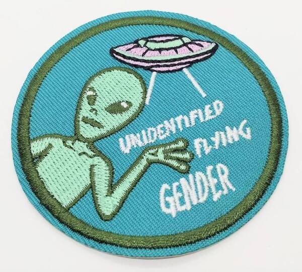 送料無料 宇宙人 グレイ エイリアン サークル アイロン のりつき 刺繍 ワッペン アップリケ アメリカン雑貨 スマアク